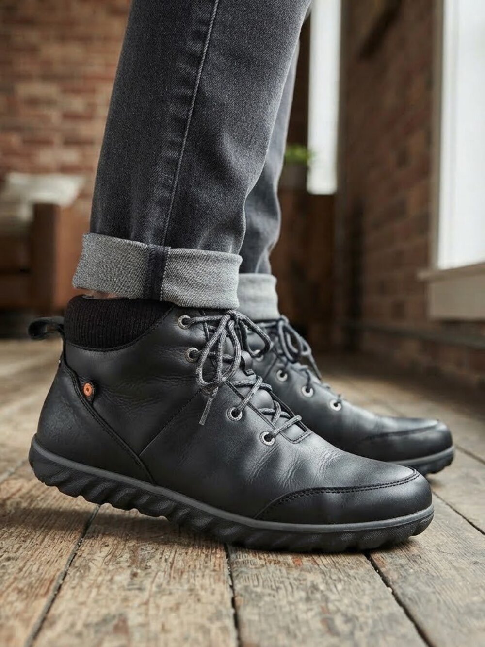 Bogs Casual Hiker Black Waterproof Leather Ankle Utility Boots Mens Size 11 / 44